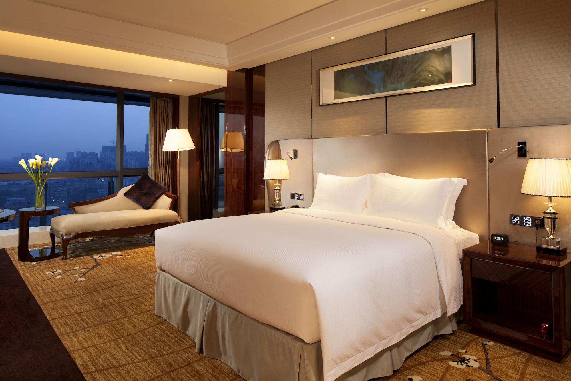 Hilton - Close To Lecong International Furniture Mall Hotel Foshan