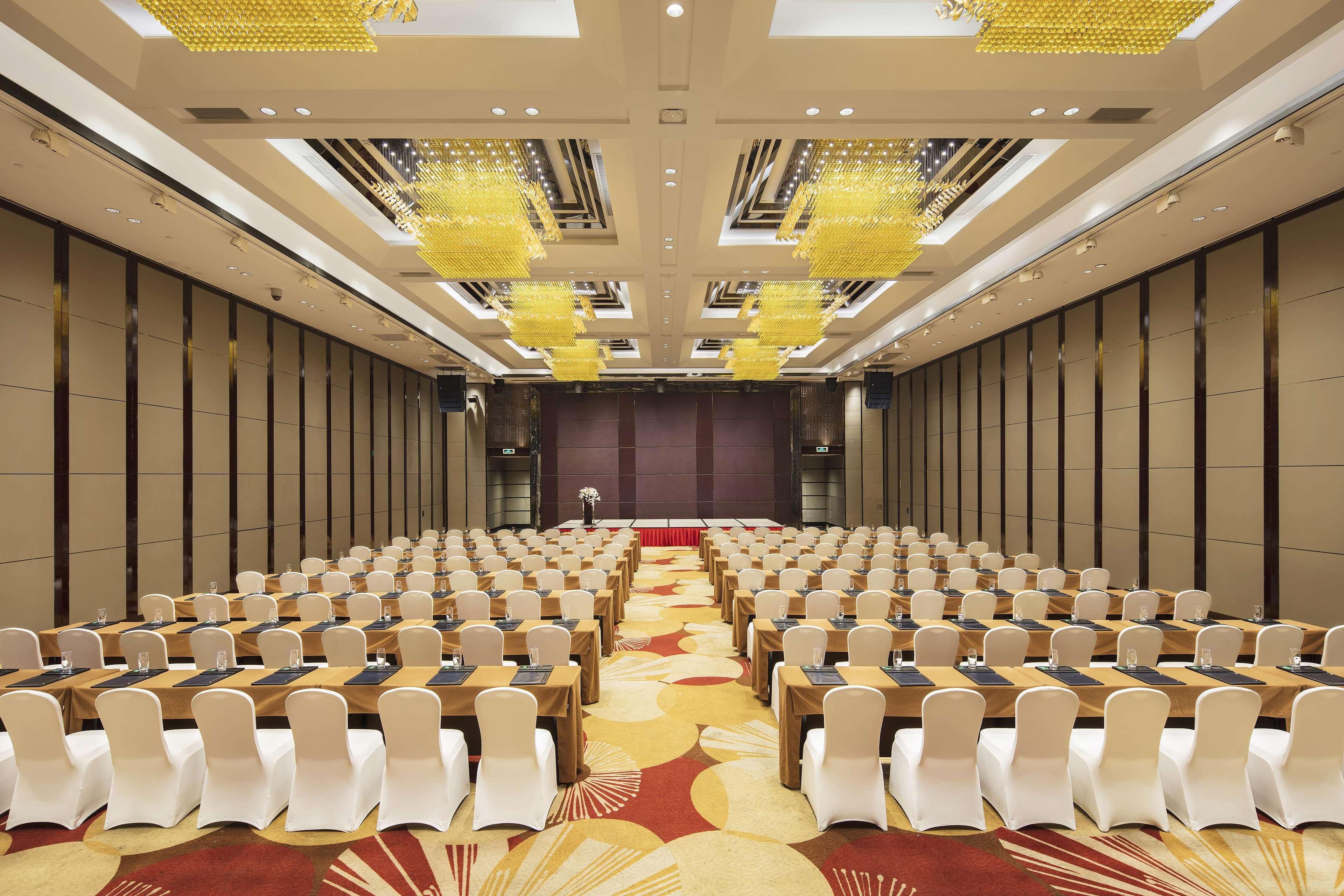 Hilton - Close To Lecong International Furniture Mall