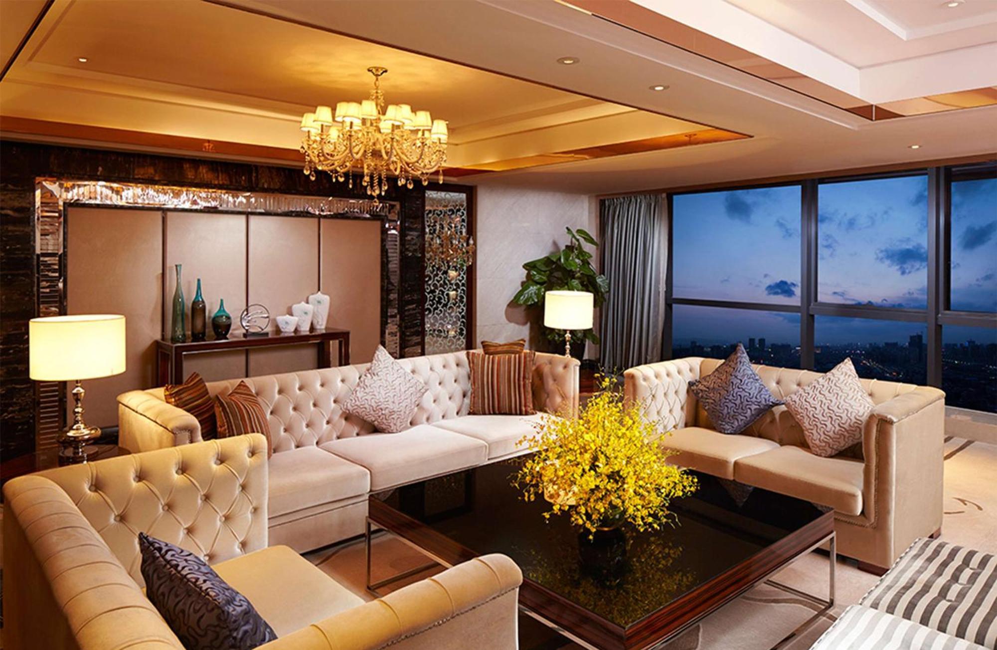 Hilton - Close To Lecong International Furniture Mall Hotel 5*